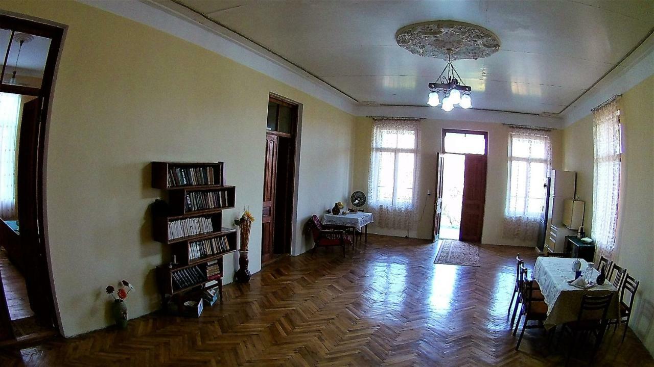 Surmava Palace Martvili Εξωτερικό φωτογραφία