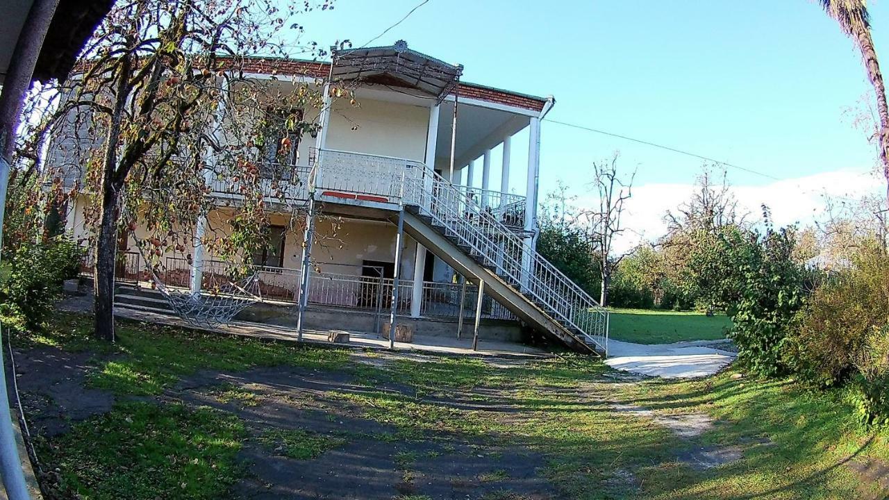 Surmava Palace Martvili Εξωτερικό φωτογραφία